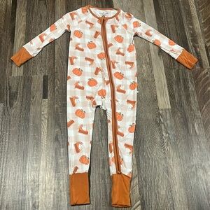Caden Lane Pumpkin Footies